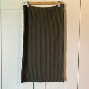 Knee length casual skirt